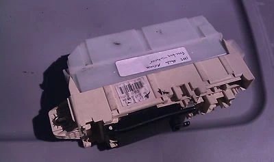 1995 Mazda Millenia - Interior Fuse Box Assembly - Image 1 of 3