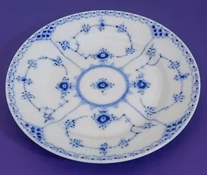Plato de ensalada Royal Copenhagen azul acanalado medio encaje borde #573 744 - Imagen 1 de 3