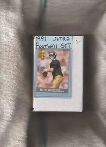 FLEER ULTRA FOOTBALL 1991 SET COMPLETO 300 CARTE RACCOLTE A MANO CON B.FAVRE ROOKIE - Foto 1 di 1