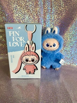 Pop Mart Auténtico PIN FOR LOVE PFL Mini Labubu de Pop Ahora SIN ABRIR - Letra O Foto 1 de 3