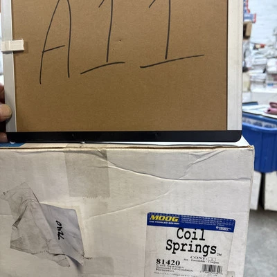 Juego de muelles helicoidales delanteros MOOG para Toyota Sienna 04-06 81420 Foto 1 de 2