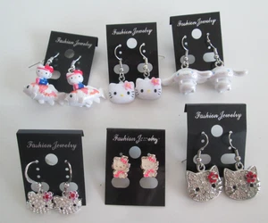 Set of 6 HELLO KITTY Earring Sets - Left over from Comicon #E - Picture 1 of 4