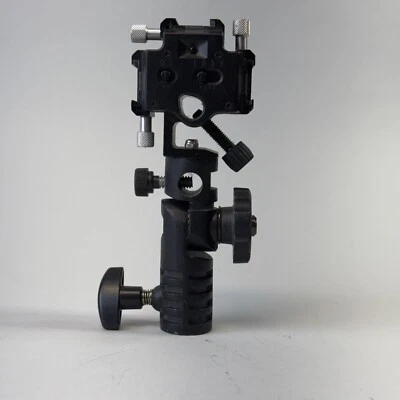 Soporte de sincronización Lastolite Triflash paraguas giratorio electrificado LL A2455 con bloqueo para zapatos Foto 1 de 4