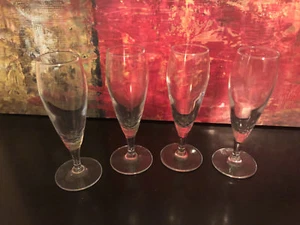 4 Small Champagne Glasses Flutes Barware Drink Party Wedding  7" - Picture 1 of 6