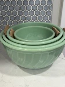 Vintage NOS Anchor Hocking Fire King Jadeite Swirl Nesting ciotola di miscelazione set 2000 - Foto 1 di 11