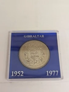 1952-1977 Gibraltar Commemorative 25 Pence Coin In Case Queen Elizabeth II   - Picture 1 of 7