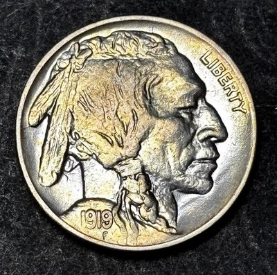 1919 Buffalo Nickel. HIGH GRADE FROM OLD ALBUM!!! - Image 1 of 4