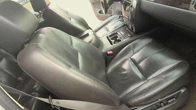 08 GMC YUKON XL 1500 Passenger Electric Leather Denaliebony194 Front Seat - Image 1 of 4