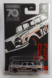 1/64 MATCHBOX: '62 MERCEDES BENZ 220 SE SEDAN - 70 YEARS SPECIAL EDITION - Picture 1 of 2