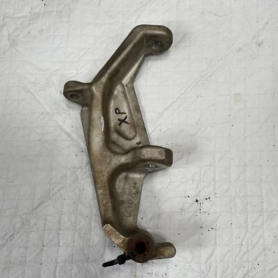 Ski Doo MXZ Adren 600 HO 800R 2010 ETEC REV XP pierna de husillo de esquí izquierda 1945 Foto 1 de 4