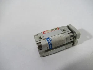 Festo 156853 Compact Pneumatic Cylinder 16mm Bore 15mm Stroke USED - Picture 1 of 2