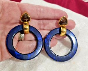 Pendientes perforados Lizzie Fortunato azul cobalto 2,75" - Imagen 1 de 6