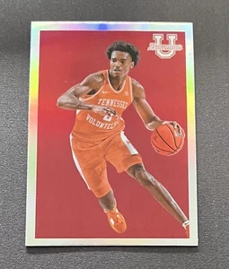 2022-23 Bowman Chrome U JULIAN PHILLIPS  2009 Refactor Tennessee Bulls - Afbeelding 1 van 2