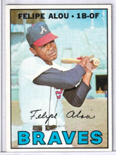 Felipe Alou Atlanta Braves 1967 Topps Baseball Card #530 (SET BREAK) (A)