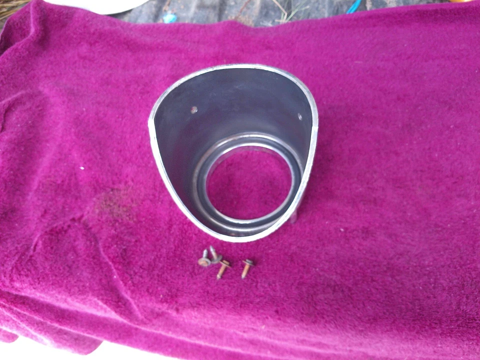 Velocímetro Oldsmobile Cutlass 1973 1974 1975 1976 bisel de plástico cromado 552733 Foto 1 de 4