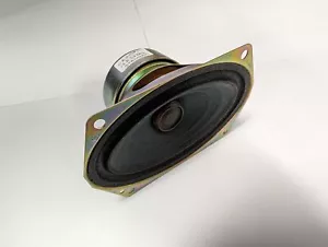 Matsushita 3" x 5" Replacement Speaker 8 Ohms @ 10 Watts - Picture 1 of 2