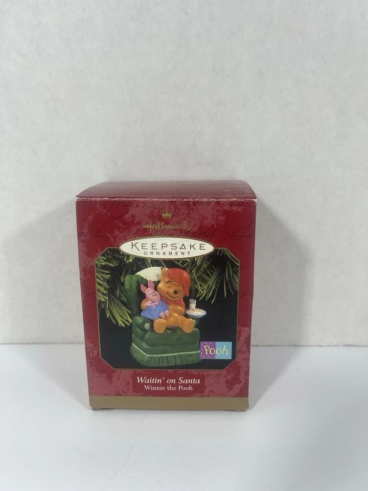 1997 Hallmark Waitin' on Santa Winnie the Pooh Ornament U60/6365