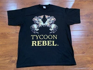CAMISETA DOBLE REY EMPERADOR NAPOLEÓN MAGNATE REBEL TYCOONREBEL 1979 PARA HOMBRE XXL NUEVA CON ETIQUETAS - Imagen 1 de 5