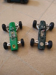  2 FERRARIS 002 004 ZEE TOYS HONG KONG DYNA MITE - Picture 1 of 7