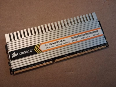 Corsair 2 GB DIMM 1600 MHz DDR3 CM3X2G1600C9DHX SDRAM Memory - Image 1 of 3