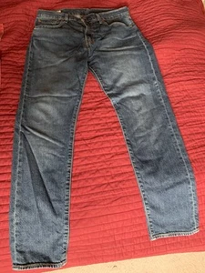 Classic 512 Levis Premium - tapered fit jeans. - Picture 1 of 4