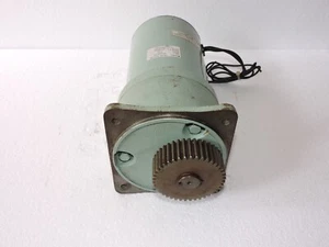 Mitsubishi SE-JRV 3 Phase Electric Induction Motor 0.2KW 4 Pole 50-60Hz - Picture 1 of 6
