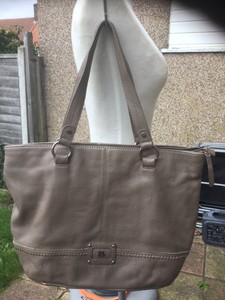 large kensington croc embossed leather shoulder bolsa