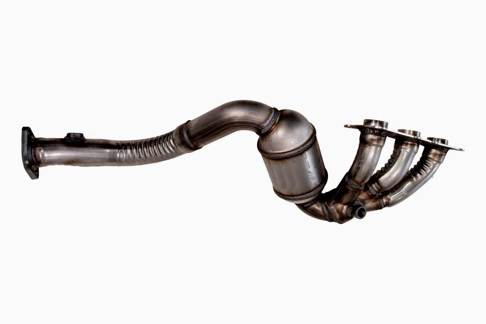 适合:2001 - 2006 年宝马 330I 3.0L 前歧管催化转换器 — 第 1/1 张图片