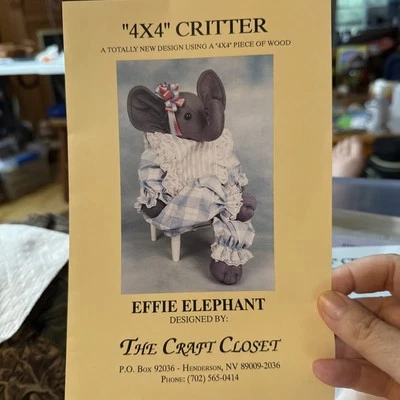 SEWING QUILTING PATTERN  4 In X 4 In CRITTER Effie Elephant CRAFT CLOSET - Image 1 of 4