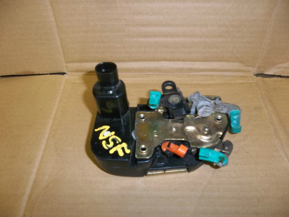 Jeep Cherokee Grand Cherokee 1993-1998 pasajero motor de cierre centralizado delantero Foto 1 de 1