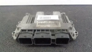 41655 Renault Megane II 1.9 dCi Motorsteuergerät Steuergerät 8200305678 - Bild 1 von 2