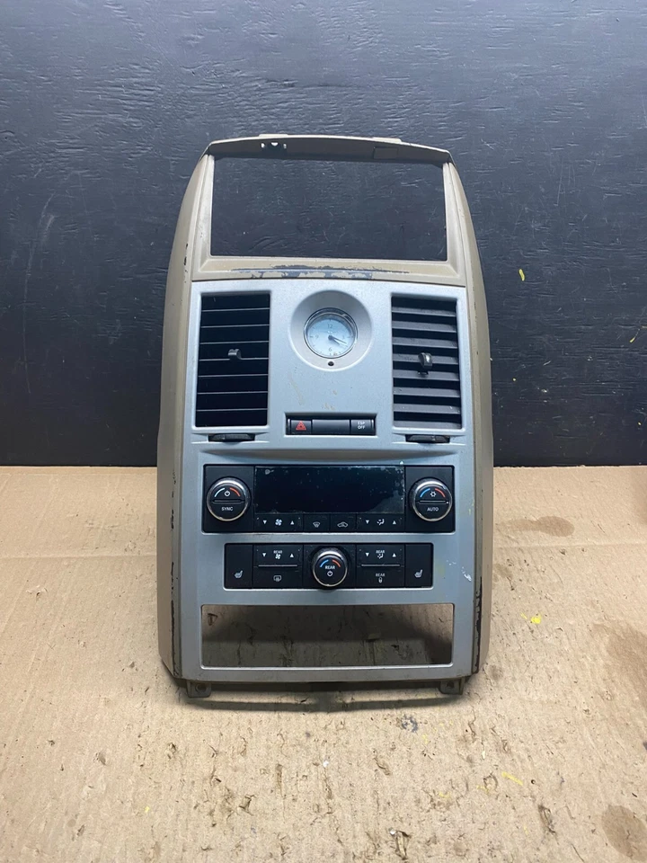 Dodge Grand Caravan 2008-2010 radio bisel control de clima calefacción aire acondicionado M8500 Foto 1 de 4