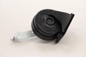 2021 - 2023 BUICK ENVISION FRONT RIGHT SIDE LOW PITCH NOTE TONE HORN SIGNAL OEM - Picture 1 of 10
