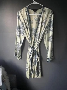 Elegant Jones New York Women's Robe - L/XL - Floral Design - Picture 1 of 8