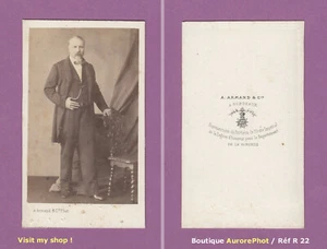 CDV ARMAND à BORDEAUX : HOMME DE LA NOBLESSE FRANÇAISE EN POSE, 1865 -R22 - Picture 1 of 1