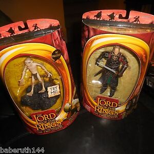 2 LOT Figures Toy Biz Lord Of The Rings Gollum Electronic Sound Base Two Towers