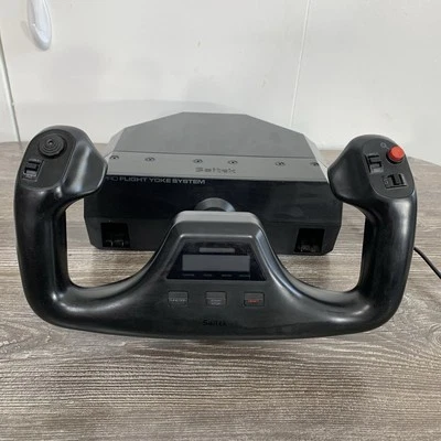 LOGITECH G/SAITEK Pro Flight Yoke System Simulator-Yoke ONLY - Image 1 of 4