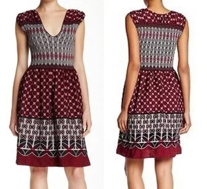Abito Max Studio Rosso Nero Grigio Floreale Stampa Bordi Misti Smocked Cottage Large - Foto 1 di 7