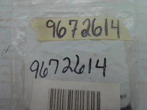 NEW HOLLAND - SEAL, SHAFT - 9672614 - NHB8 - Picture 1 of 2