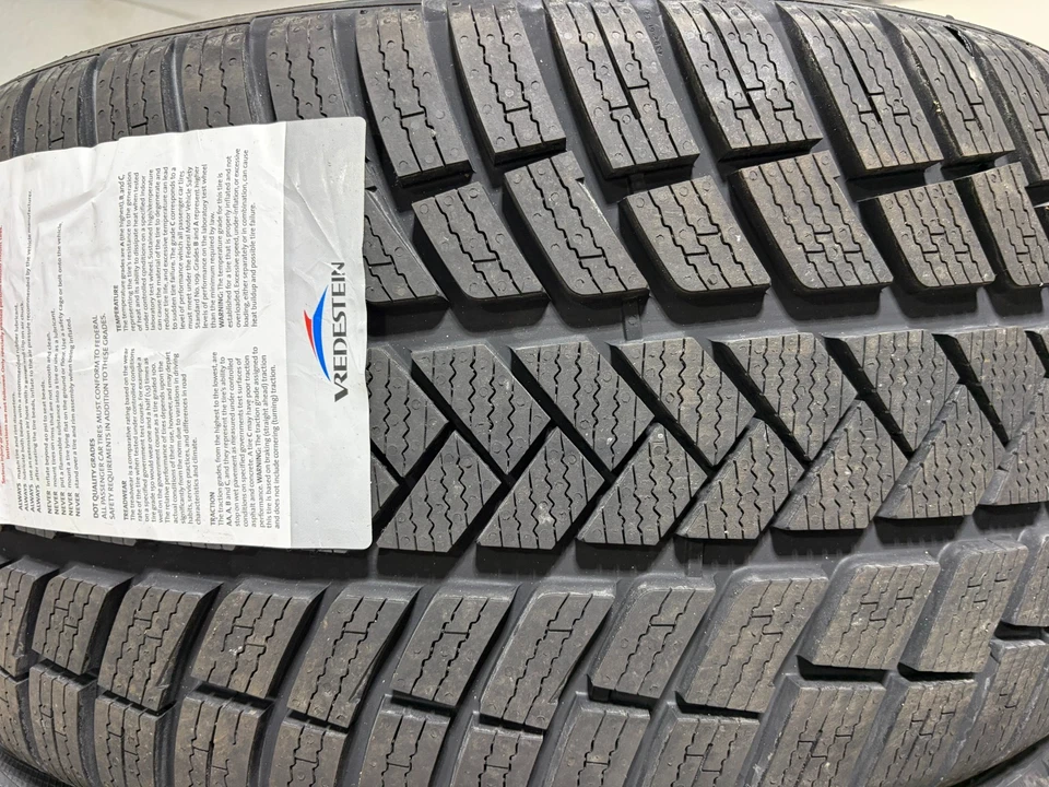 Vredestein WinTrac Pro+ 255/40R19 冬季轮胎 — 第 1/4 张图片