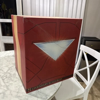 Sideshow~Marvel~Iron Man~Mark VI~Legendary Scale Bust #372 (of 3000)~1:2 Scale - Image 1 of 4