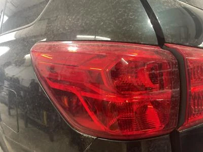 Conjunto de luz trasera izquierda usado se adapta a: Nissan Pathfinder 2019 3,5 L cuarto panel mo Foto 1 de 4
