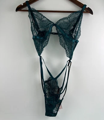 Body Victoria's Secret de una pieza con tiras de cadena de encaje de peluche verde XL NUEVO CON ETIQUETAS Foto 1 de 4