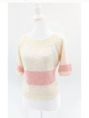 Suéter grueso tejido cuello redondo rosa crema vintage de JH Collectibles talla mediana Foto 1 de 4