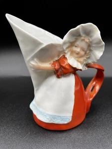 Vintage Royal Bayreuth Porcelain Red Milk Maiden Handled Creamer 5" - Picture 1 of 12