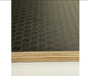 Siebdruckplatte Birke 18mm Dicke . Abschnitte 48-50×100-101 cm. - Bild 1 von 1