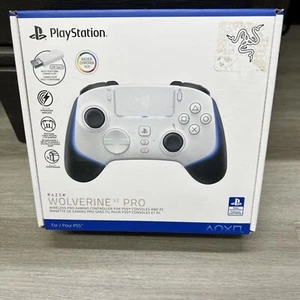 Controller wireless PS5 Razer Wolverine V2 Pro per Sony PlayStation 5 - Foto 1 di 2