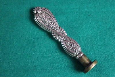 L68- ANTICO SIGILLO INGHILTERRA ARGENTO- CERALACCA TIMBRO CARTA MONETA STERLING - Immagine 1 di 4