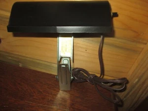 PRADO MFG. CO Vintage NEGRO Metal Universal Klip-Lite CLIP LÁMPARA/LUZ - AÑOS 70 - Imagen 1 de 6