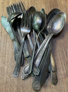 Vintage altes KONVOLUT 18 Teile Silber Teller Silberbesteck Kellen Löffel Gabeln Rogers + - Bild 1 von 24